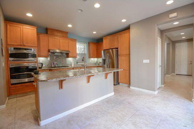 1026 FLAGSHIP Dr, Vallejo, CA 94592