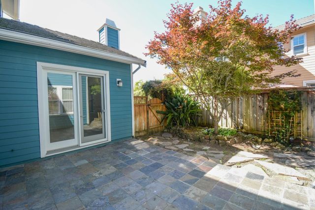 1026 FLAGSHIP Dr, Vallejo, CA 94592