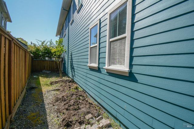 1026 FLAGSHIP Dr, Vallejo, CA 94592