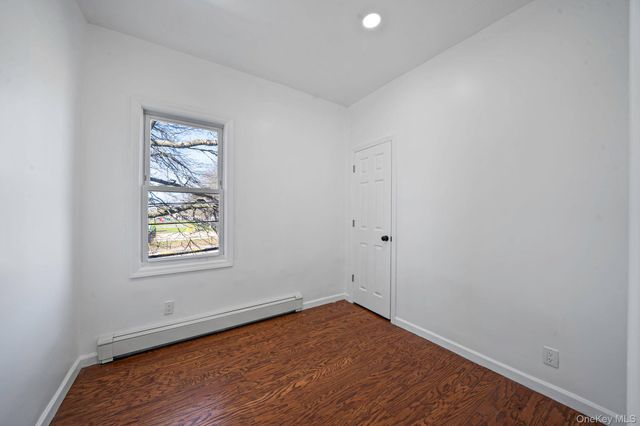 522 Southern Parkway, Uniondale, NY 11553