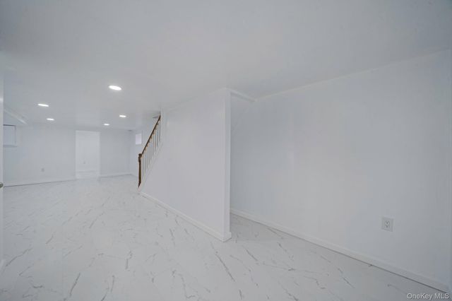 522 Southern Parkway, Uniondale, NY 11553