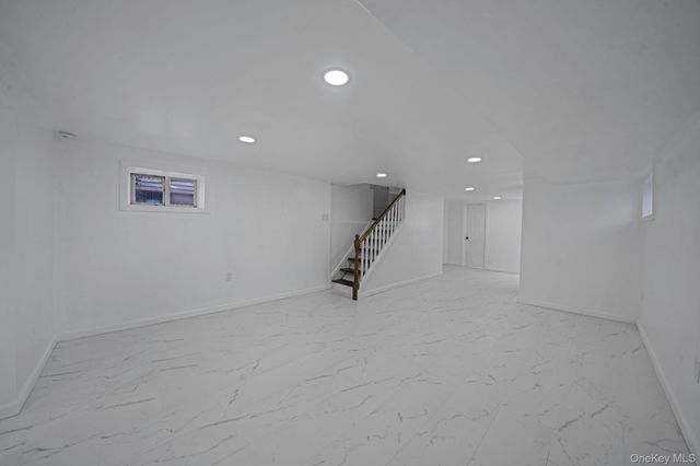 522 Southern Parkway, Uniondale, NY 11553