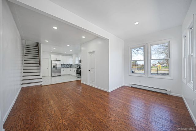 522 Southern Parkway, Uniondale, NY 11553