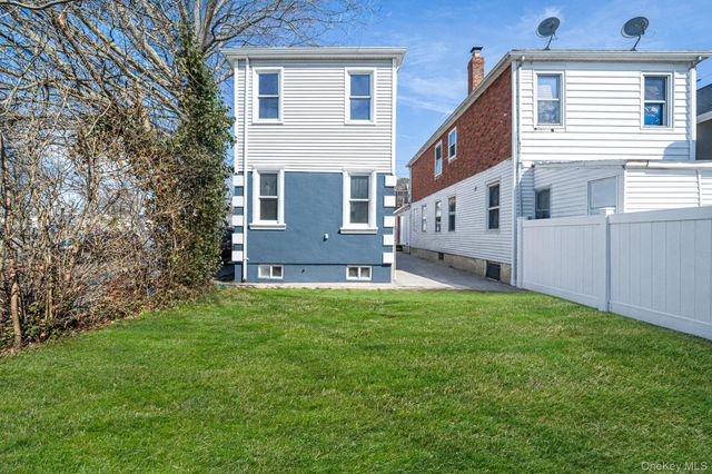 522 Southern Parkway, Uniondale, NY 11553