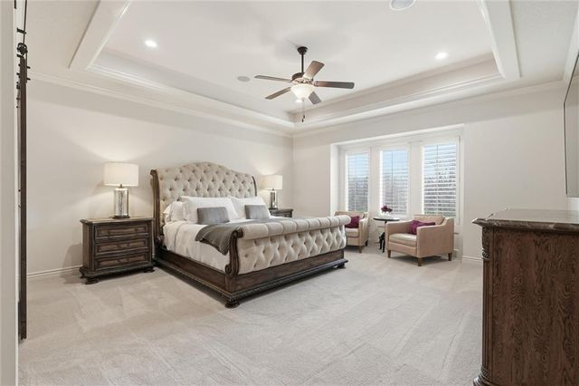 12207 W 164th Terrace, Overland Park, KS 66221