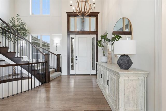 12207 W 164th Terrace, Overland Park, KS 66221