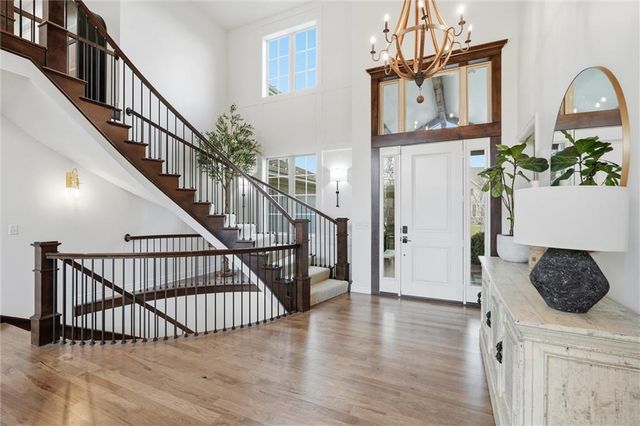 12207 W 164th Terrace, Overland Park, KS 66221