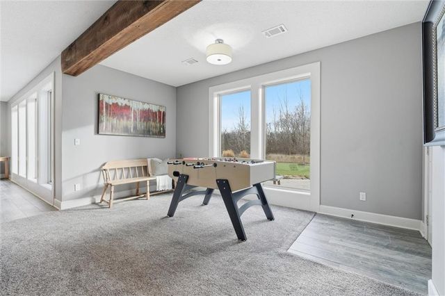 12207 W 164th Terrace, Overland Park, KS 66221