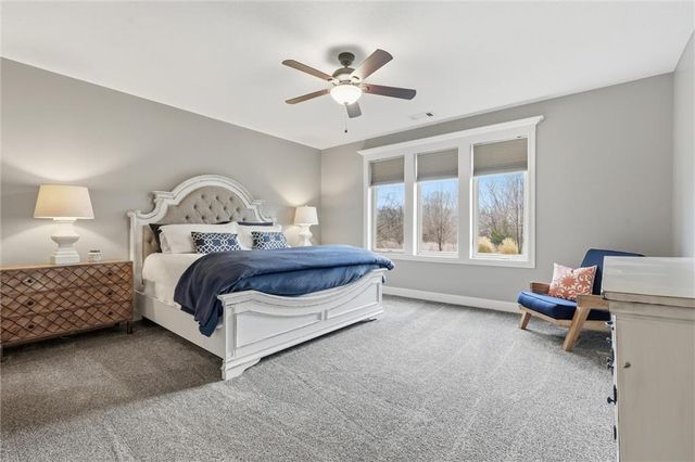 12207 W 164th Terrace, Overland Park, KS 66221