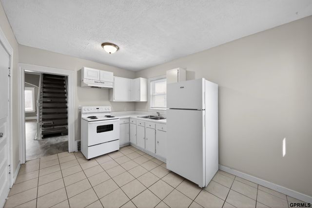2523 N 65Th Street, Omaha, NE 68104
