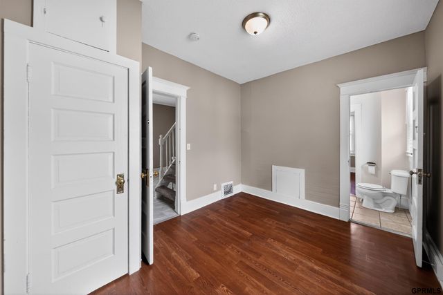 2523 N 65Th Street, Omaha, NE 68104