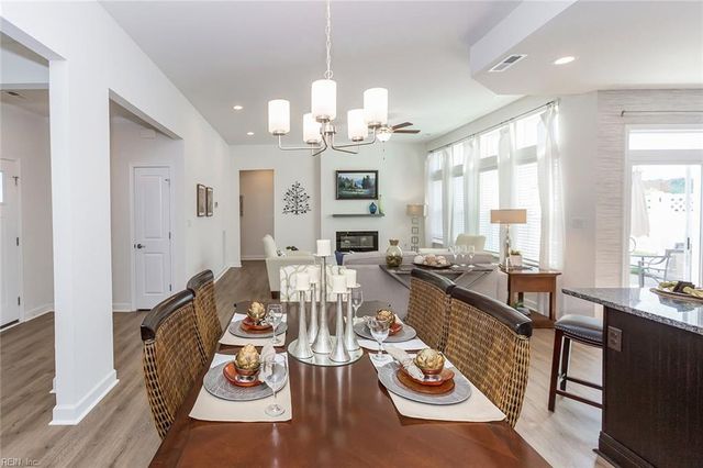 1701 Acadian Dr Unit C, Suffolk, VA 23434