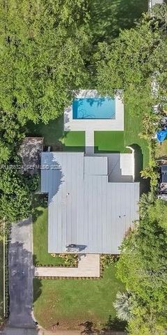 4053 SW 8th St, Plantation, FL 33317