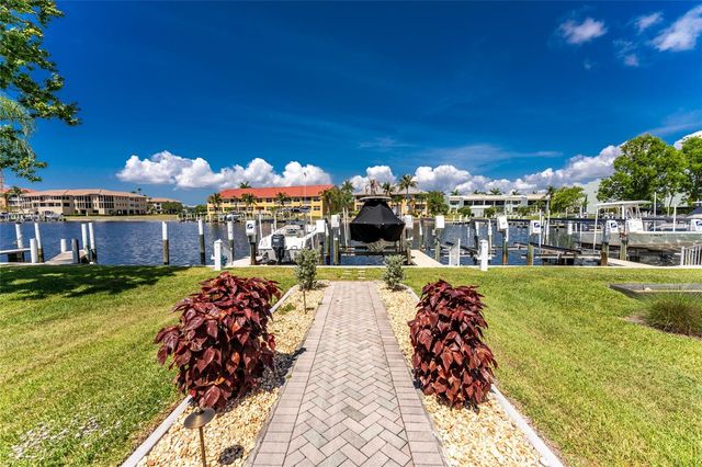 1431 AQUI ESTA DR. 111, Punta Gorda, FL 33950