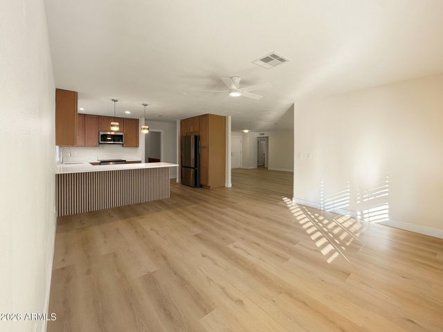 831 S 76TH Place, Mesa, AZ 85208