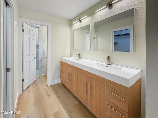 831 S 76TH Place, Mesa, AZ 85208