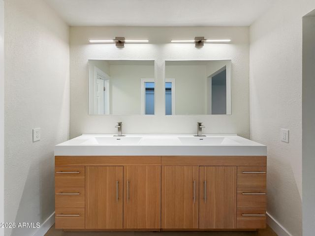 831 S 76TH Place, Mesa, AZ 85208
