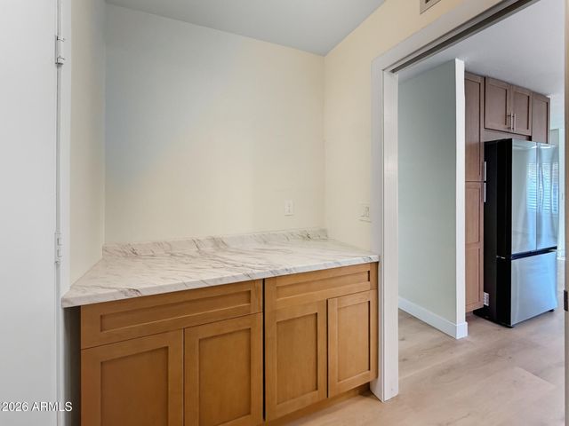 831 S 76TH Place, Mesa, AZ 85208