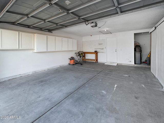 831 S 76TH Place, Mesa, AZ 85208