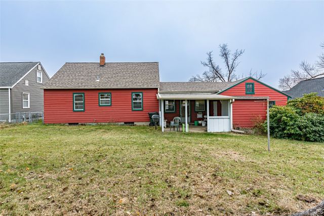 410 41st Street NE, Cedar Rapids, IA 52402