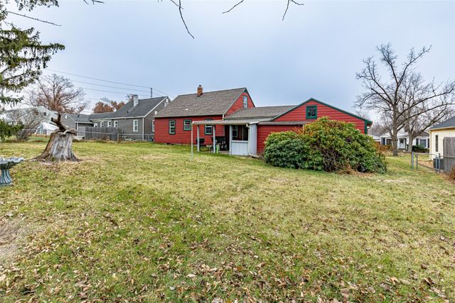 410 41st Street NE, Cedar Rapids, IA 52402