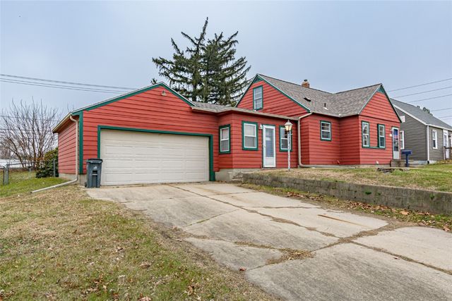 410 41st Street NE, Cedar Rapids, IA 52402