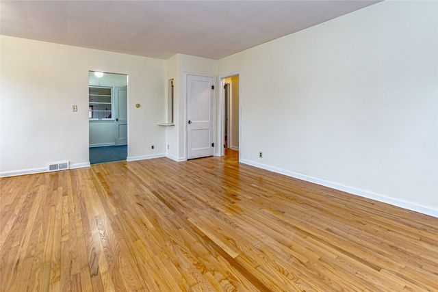 410 41st Street NE, Cedar Rapids, IA 52402