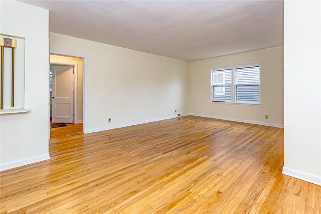 410 41st Street NE, Cedar Rapids, IA 52402