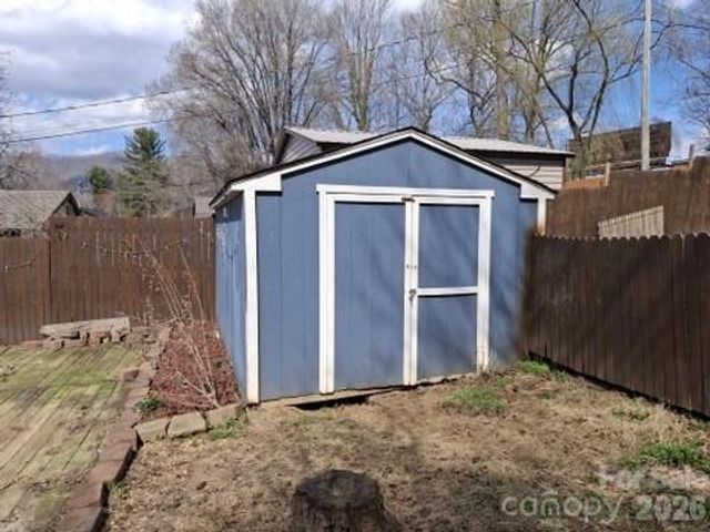 129 Harrison Street, Swannanoa, NC 28778