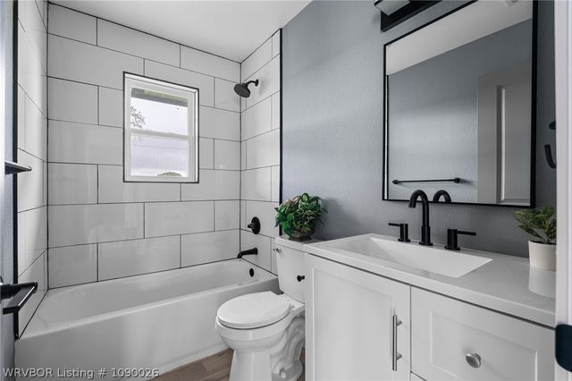 4842 Oak Grove Terrace, Van Buren, AR 72956