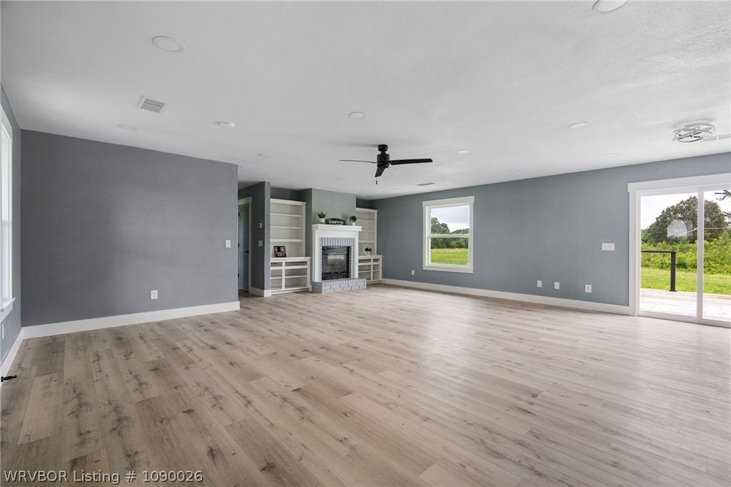 4842 Oak Grove Terrace 4842 Oak Grove Terrace