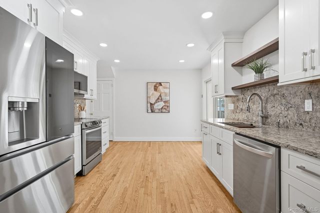 2 Tamarac Trail, Harrison, NY 10528