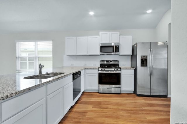 6854 HIBISCUS FLS, San Antonio, TX 78218