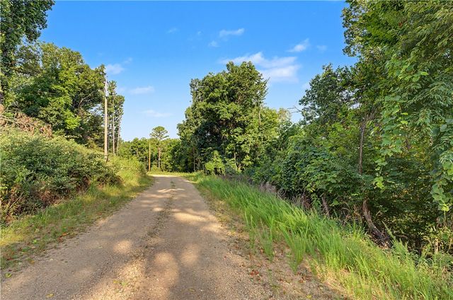 Lynn Street, Rogers, AR 72756