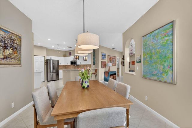 10808 Royal Caribbean Circle, Boynton Beach, FL 33437