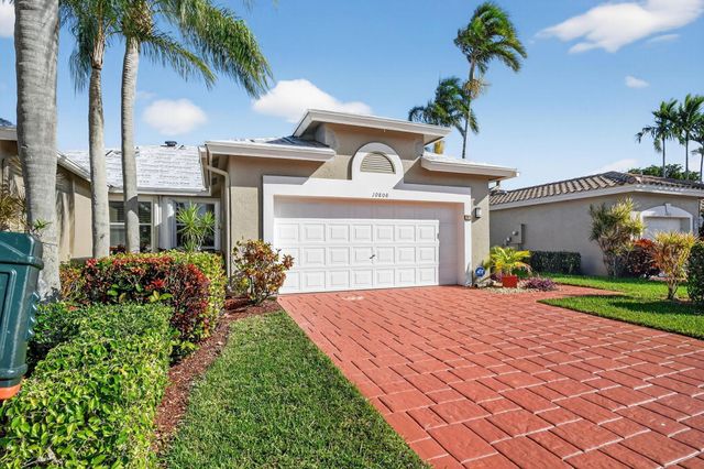 10808 Royal Caribbean Circle, Boynton Beach, FL 33437