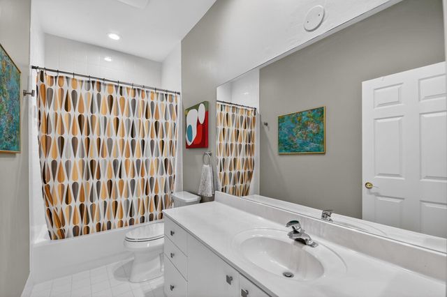 10808 Royal Caribbean Circle, Boynton Beach, FL 33437