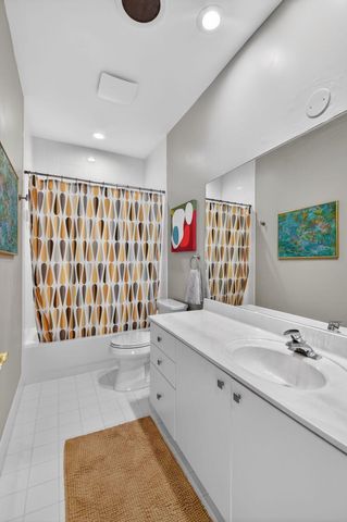 10808 Royal Caribbean Circle, Boynton Beach, FL 33437