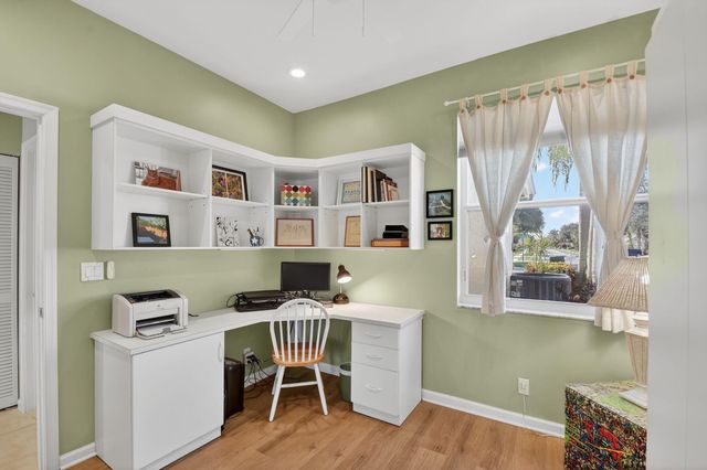 10808 Royal Caribbean Circle, Boynton Beach, FL 33437