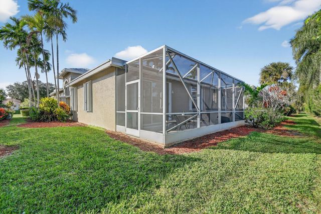 10808 Royal Caribbean Circle, Boynton Beach, FL 33437