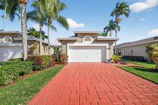 10808 Royal Caribbean Circle, Boynton Beach, FL 33437