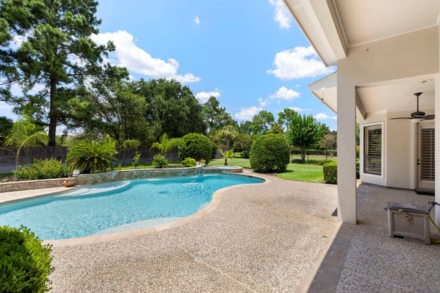 6614 Wood Place Court, Spring, TX 77379