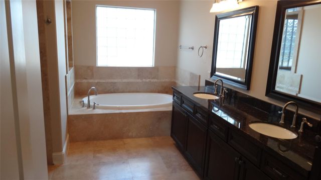 2101 Elmen Street, Houston, TX 77019