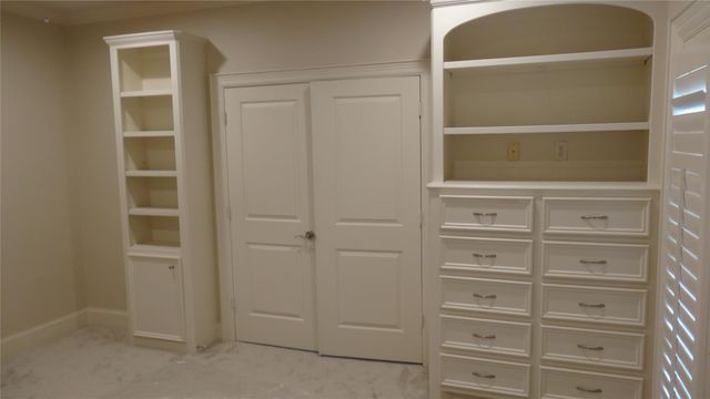 2101 Elmen Street, Houston, TX 77019