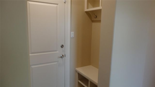 2101 Elmen Street, Houston, TX 77019