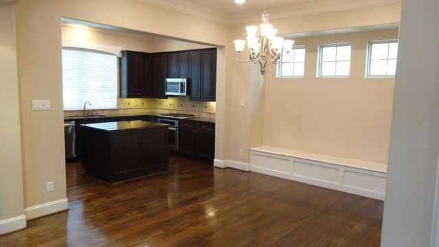 2101 Elmen Street, Houston, TX 77019