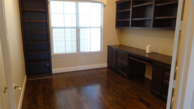 2101 Elmen Street, Houston, TX 77019