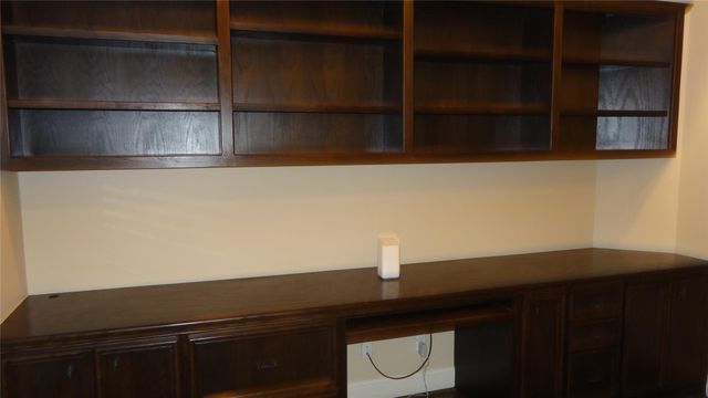 2101 Elmen Street, Houston, TX 77019