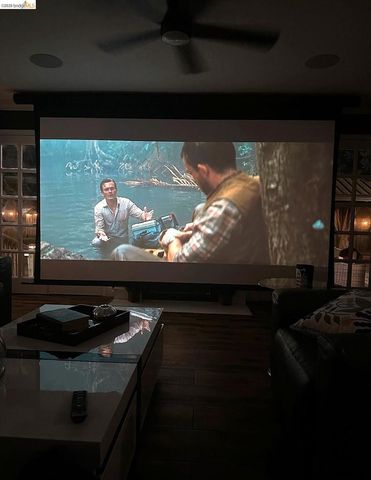 51 Cunha Ct, Oakley, CA 94561