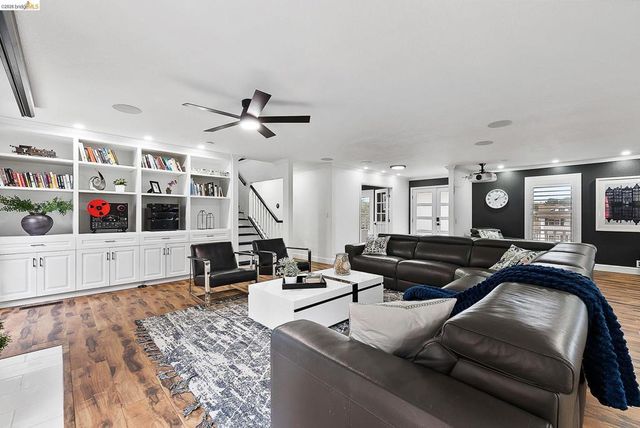 51 Cunha Ct, Oakley, CA 94561